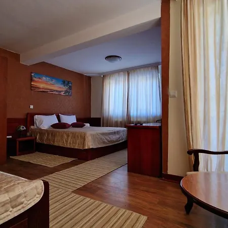 Bob Hotel 3*