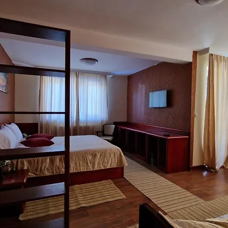 Bob Hotel Divcibare